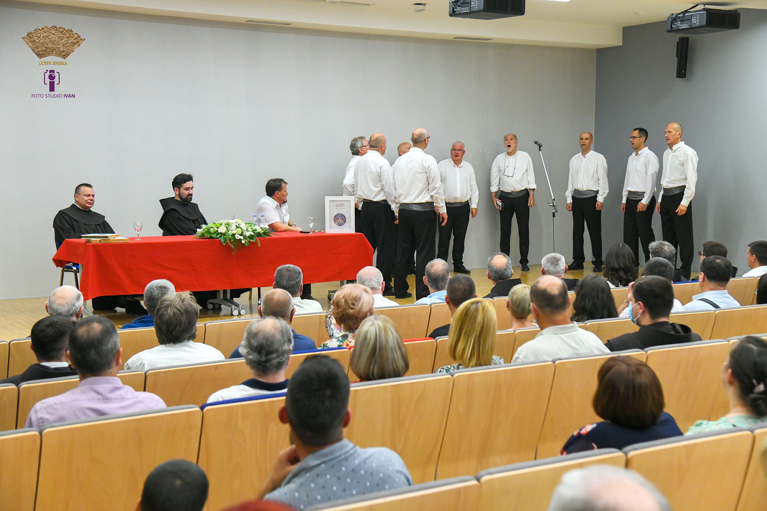 predstavljanje fotomonografije klapa 3 8 2021